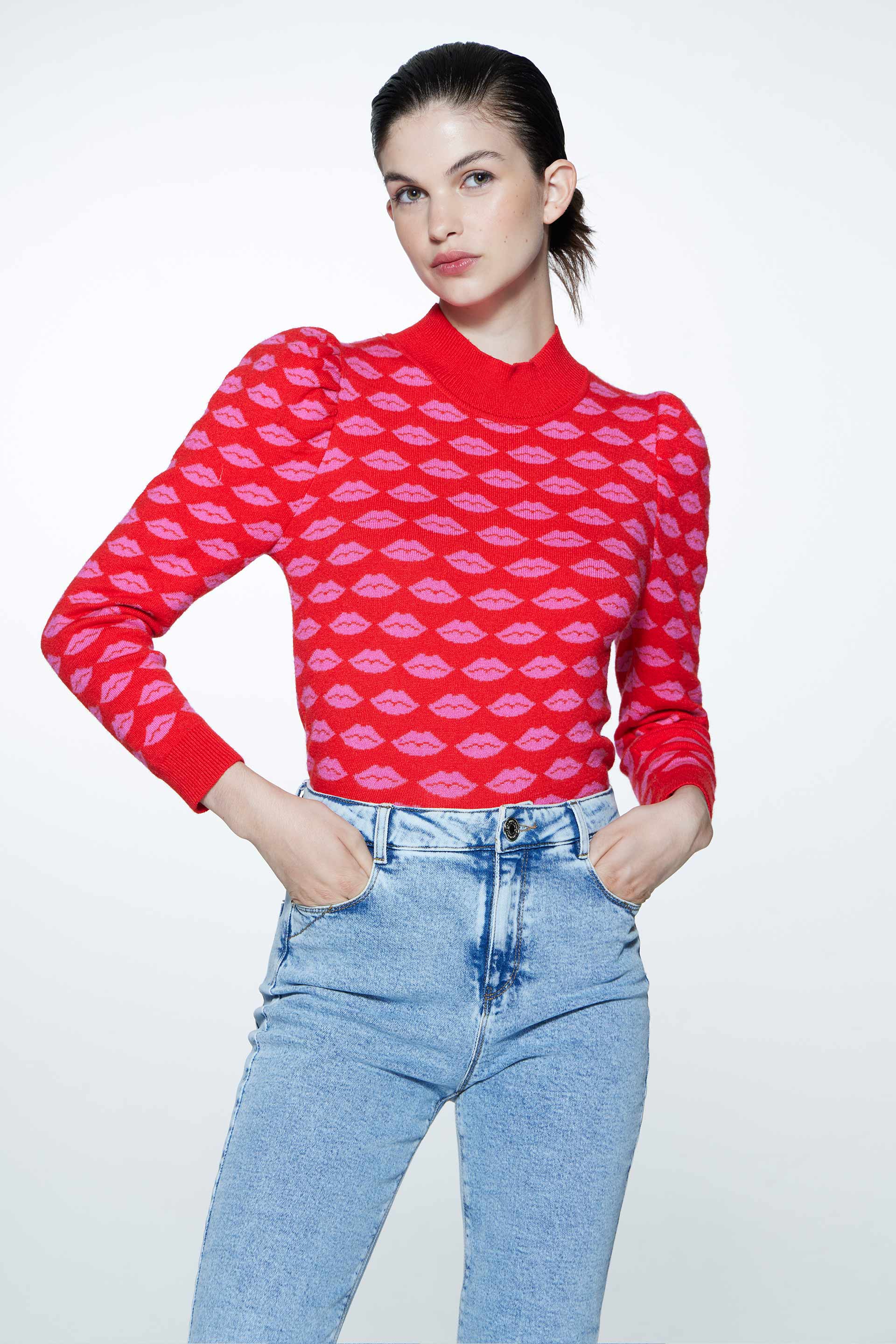 markova_sweater-bright_15-28-2024__picture-51857